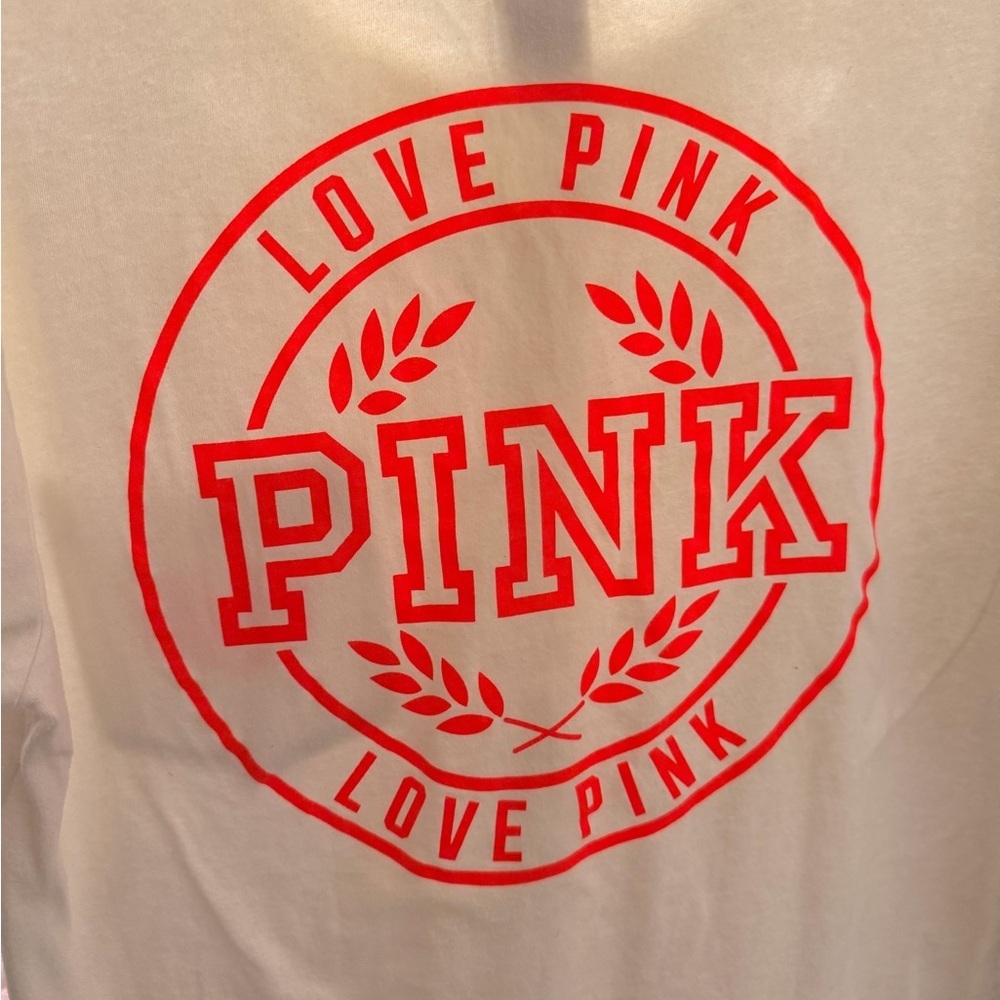 PINK Victoria's Secret White Graphic  T-Shirt